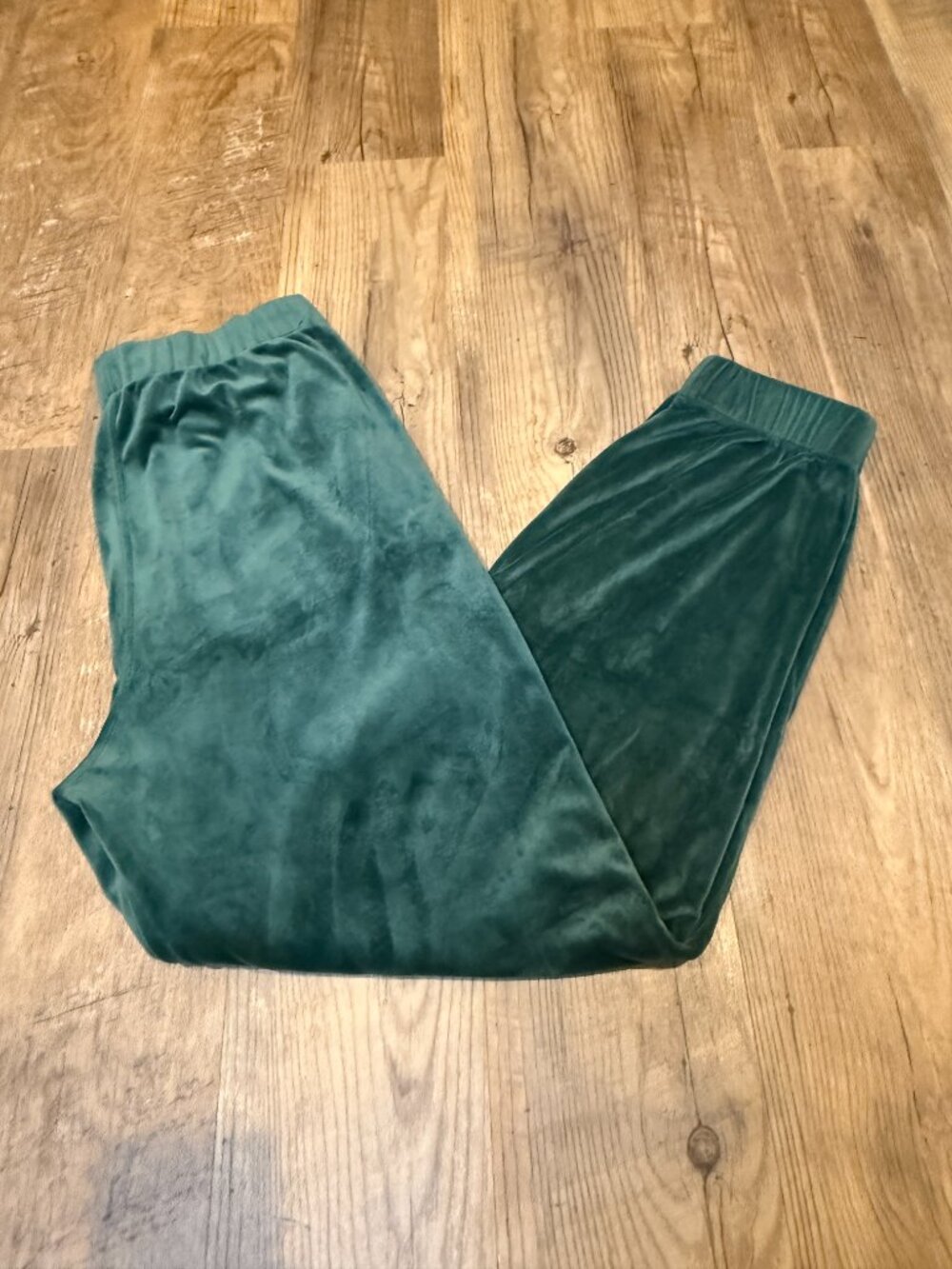 Hollister Jade Green Velour Lounge Pants Ultra High Rise Sweatpants Cozy Warm